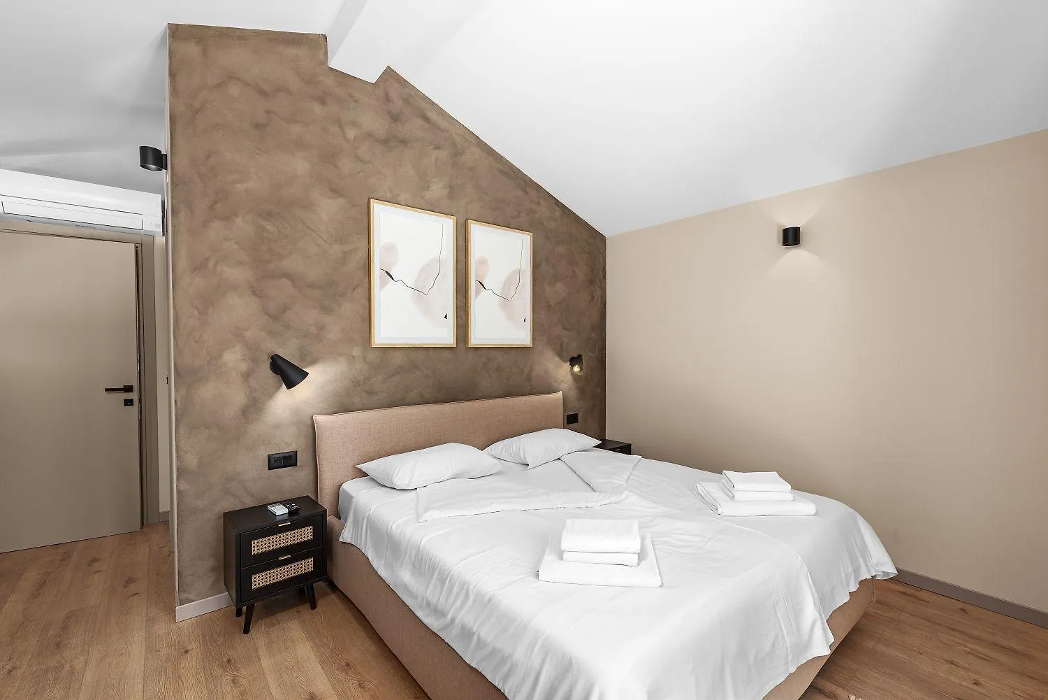 Beeindruckende Villa Mit Panoramablick, Privatpool, Tischtennis, Tischfussball, Spielplatz, Babybett Pazin